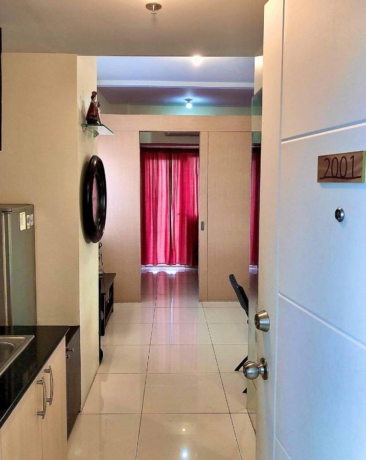 Wind Staycation Suites Tagaytay City Exterior photo